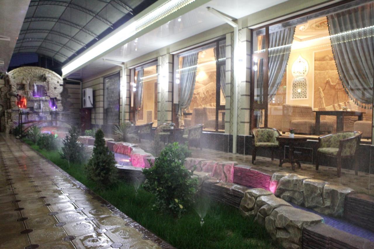 Hotel Naxshab Qarshi Exteriör bild