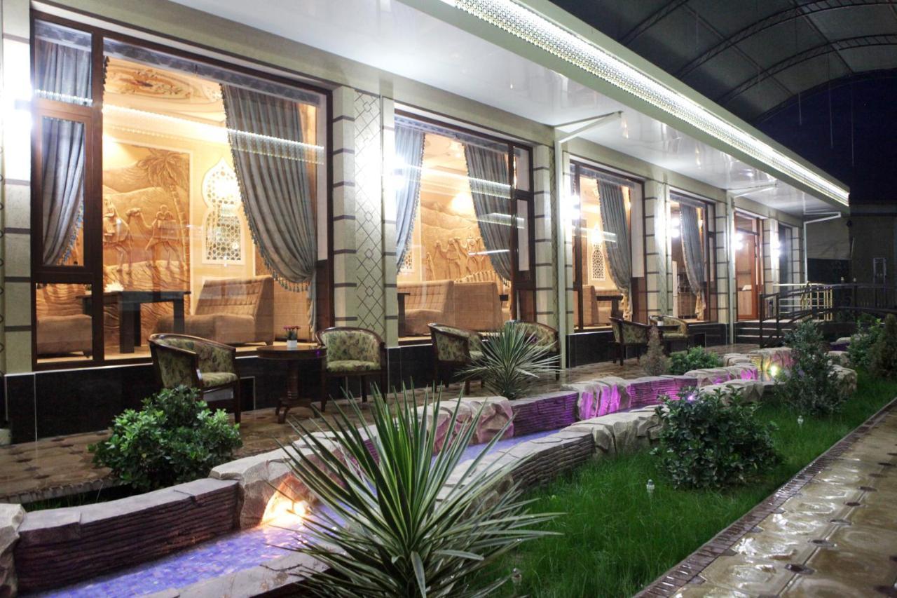 Hotel Naxshab Qarshi Exteriör bild
