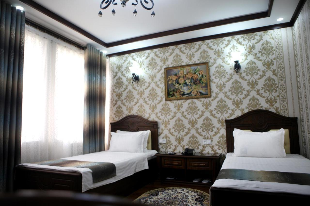 Hotel Naxshab Qarshi Exteriör bild