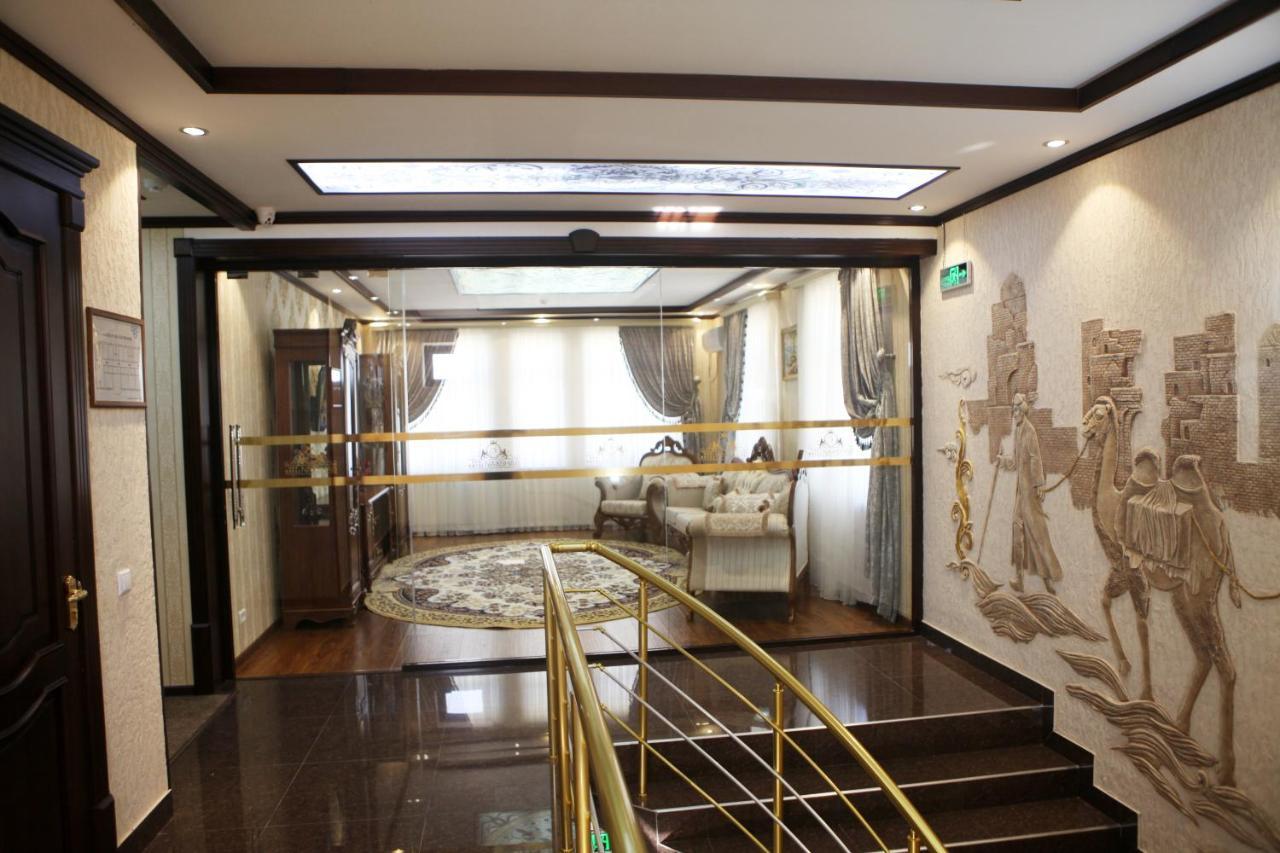 Hotel Naxshab Qarshi Exteriör bild