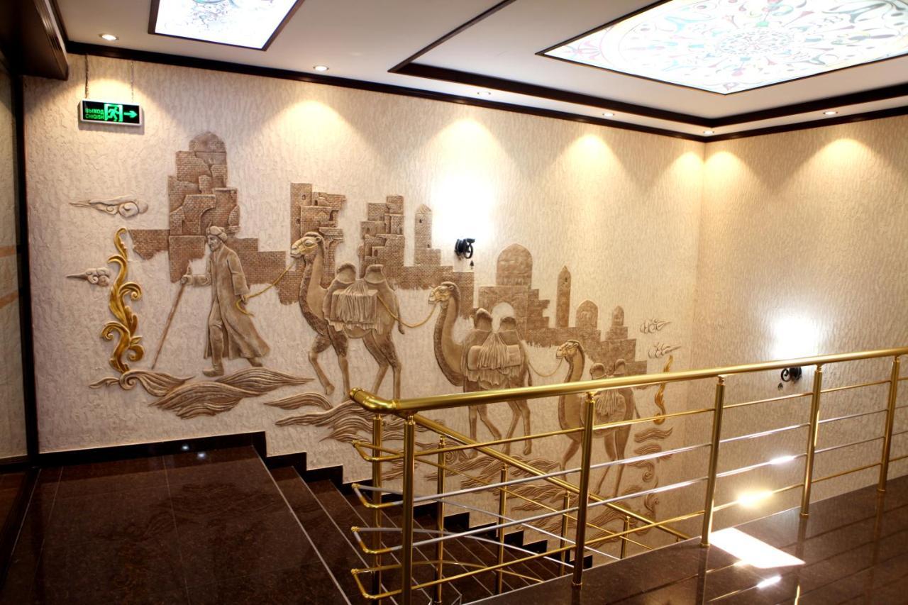 Hotel Naxshab Qarshi Exteriör bild